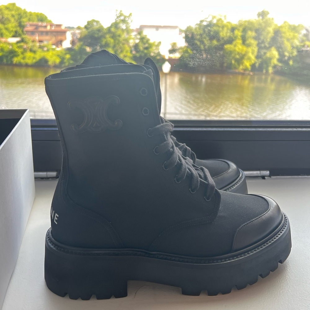 CELINE CANVAS COMBAT BOOTS SIZE 42 (WORN ONCE)